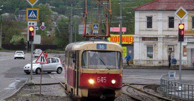 Завтра в Харькове трамваи №16,16-А и 27 временно изменят маршруты