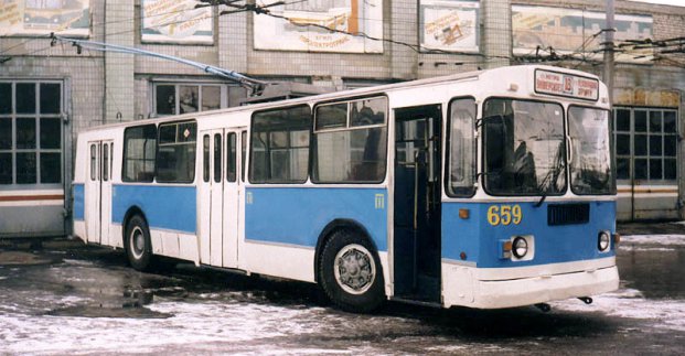 В День города харьковчане смогут прокатиться на исторических троллейбусе и трамвае