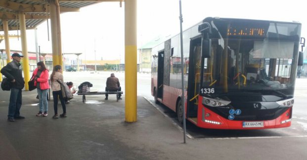 З автостанції «Героїв Праці» відновила роботу низка автобусних маршрутів 